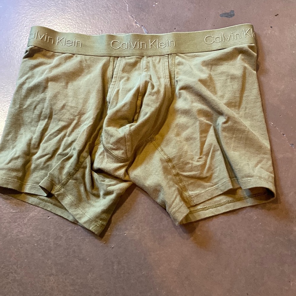 Only worn a couple times, great condition